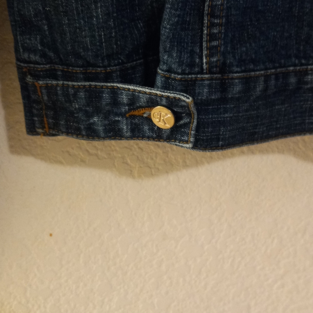 Jean jacket - Picture 8 of 12